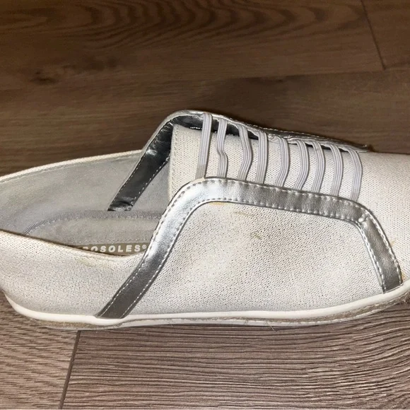 AEROSOLES Metallic Silver Slip-On Casual Loafers - Picture 4 of 6